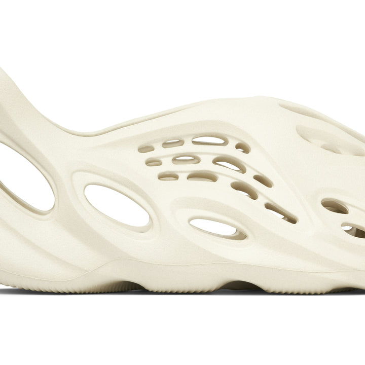 YEEZY FOAM RUNNER SAND